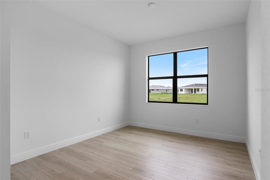 Spacious, unfurnished interior of a new home in Cresswind Lakewood Ranch, Lakewood Ranch (Image 17).