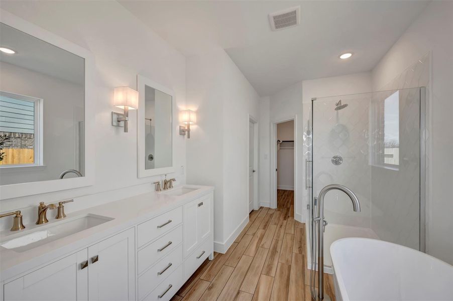 Spa-like primary bath (*Photo not of actual home and used for illustration purposes only.) Spa-like primary bath (*Photo not of actual home and used for illustration purposes only.)