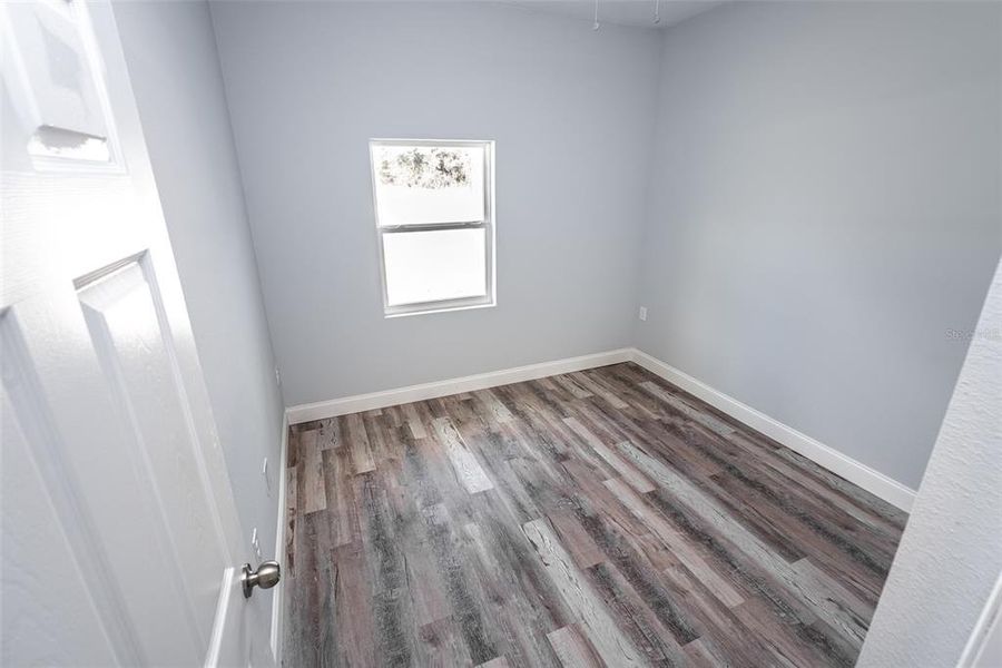 Spacious, unfurnished interior of a new home in , Lake Wales (Image 22).