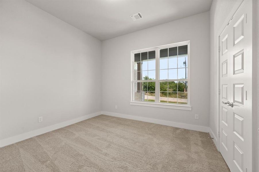 Spacious, unfurnished interior of a new home in Saddleback Estates, Boyd (Image 15).