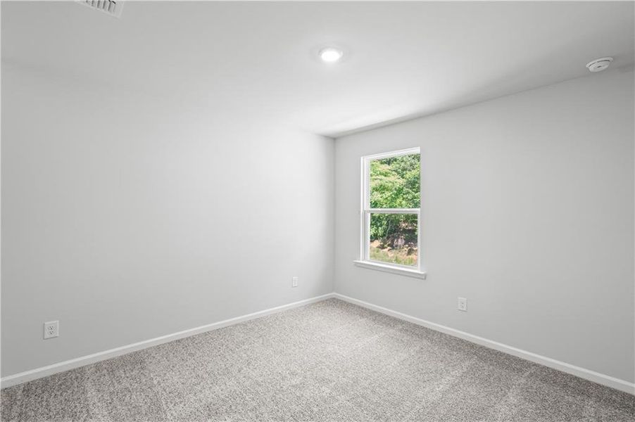 Spacious, unfurnished interior of a new home in Avery Ridge, Gainesville (Image 28).