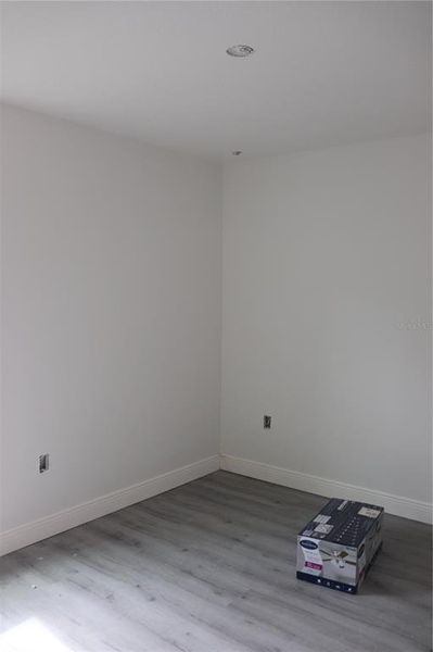 Spacious, unfurnished interior of a new home in , Ocala (Image 14).