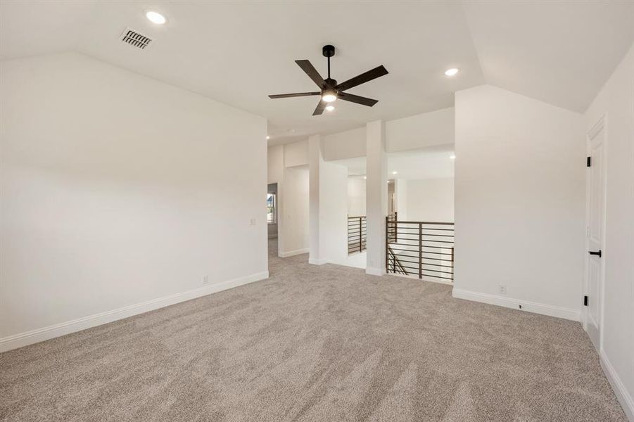Spacious, unfurnished interior of a new home in The Enclave at Parks of Aledo, Aledo (Image 17). Spacious, unfurnished interior of a new home in The Enclave at Parks of Aledo, Aledo (Image 17).
