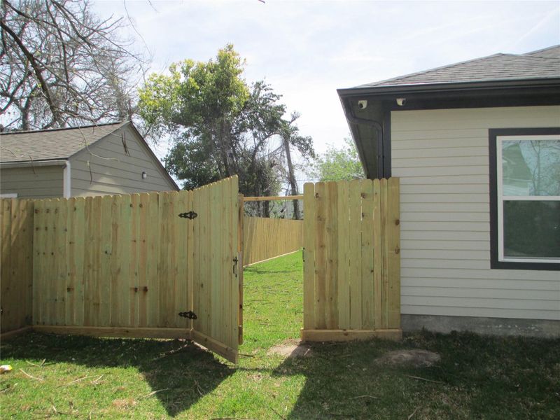 Exterior details and patio area of a home in , Baytown (Image 24).