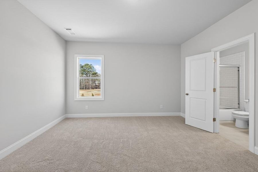 Spacious, unfurnished interior of a new home in , Suwanee (Image 27). Spacious, unfurnished interior of a new home in , Suwanee (Image 27).