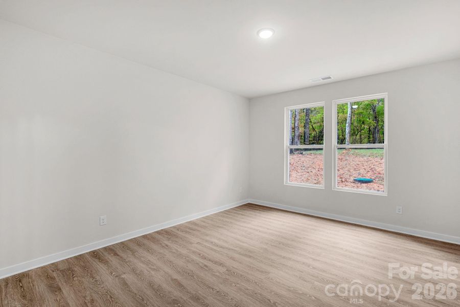 Spacious, unfurnished interior of a new home in , Monroe (Image 38).