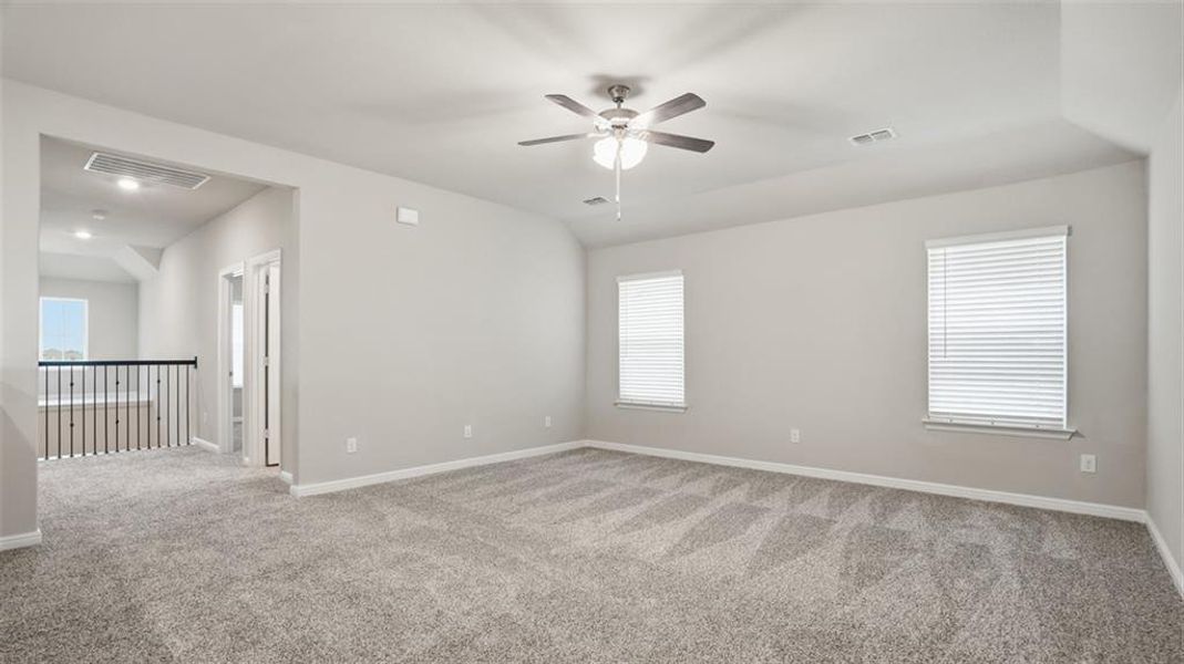 Spacious, unfurnished interior of a new home in Eden Ranch, Arlington (Image 23). Spacious, unfurnished interior of a new home in Eden Ranch, Arlington (Image 23).