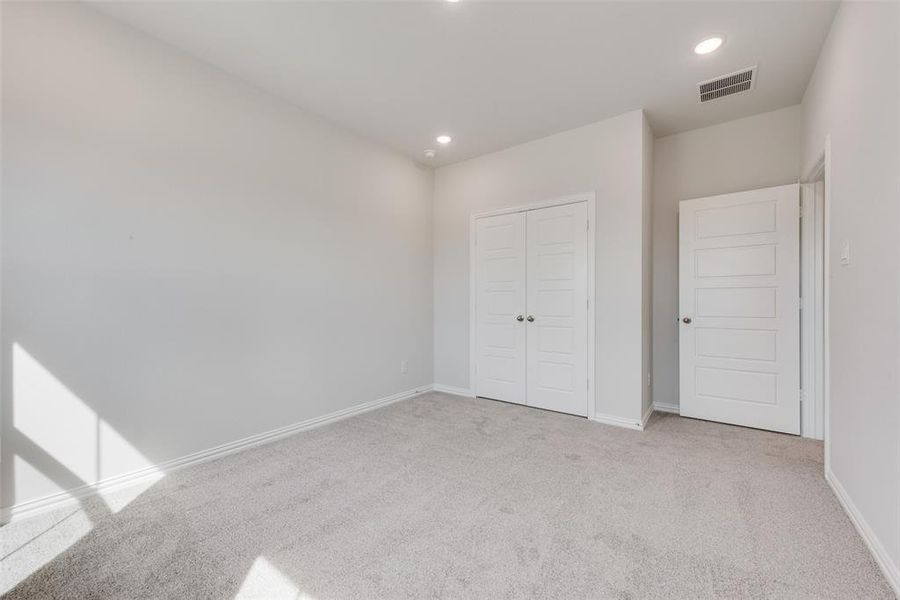 Spacious, unfurnished interior of a new home in Sutton Fields, Celina (Image 21).