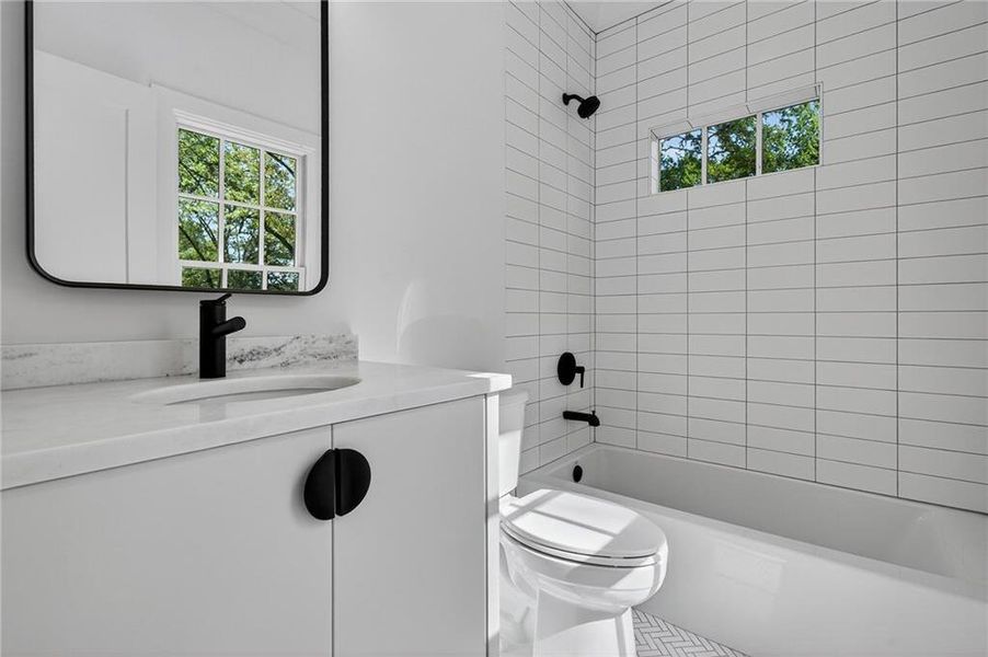 Image 59 of a home in .