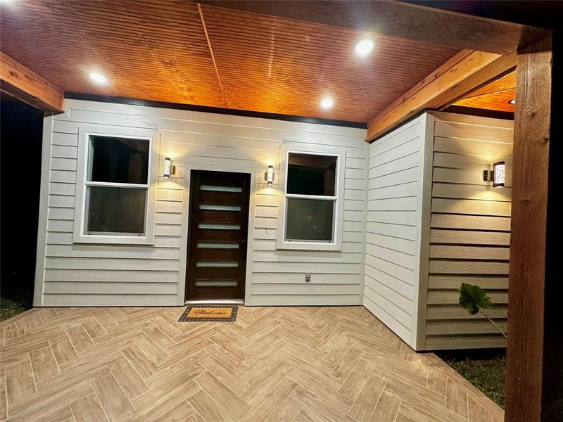 Furnished interior view inside a new home in , Fort Worth (Image 4). Furnished interior view inside a new home in , Fort Worth (Image 4).