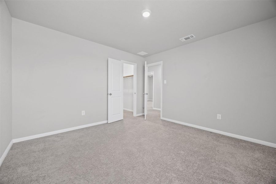 Spacious, unfurnished interior of a new home in Crosswinds, Kyle (Image 29). Spacious, unfurnished interior of a new home in Crosswinds, Kyle (Image 29).
