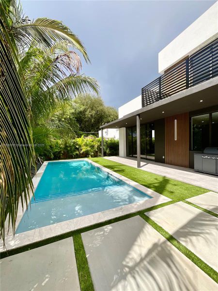 Image 31 of a home in . Image 31 of a home in .