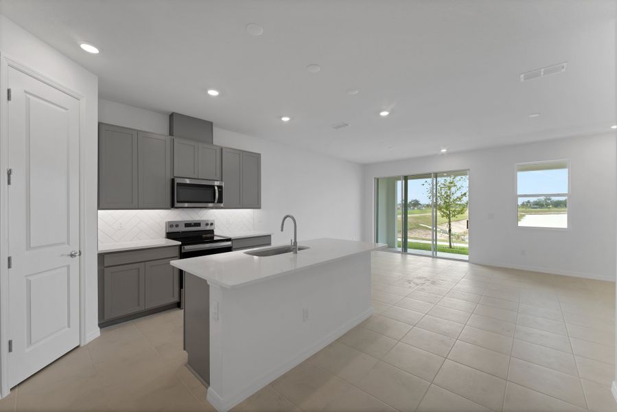 1,602sf New Home in San Antonio, FL. - Slide 3 1,602sf New Home in San Antonio, FL. - Slide 3