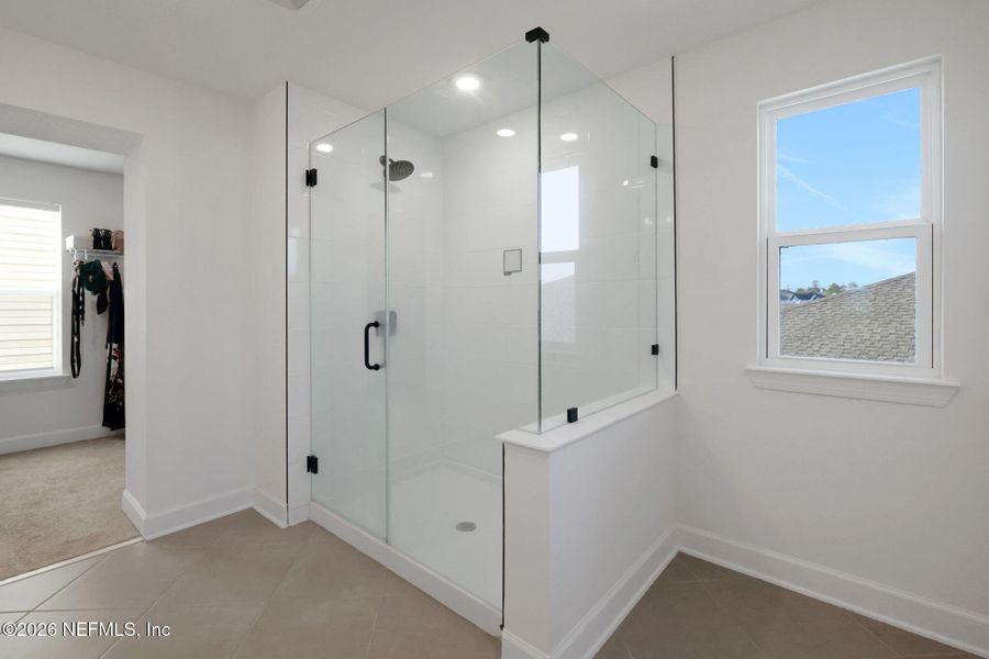 Spacious, unfurnished interior of a new home in , St. Augustine (Image 21).