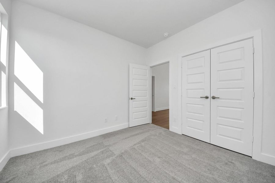 Secondary bedroom Secondary bedroom