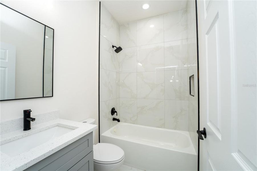 Image 19 of a home in .