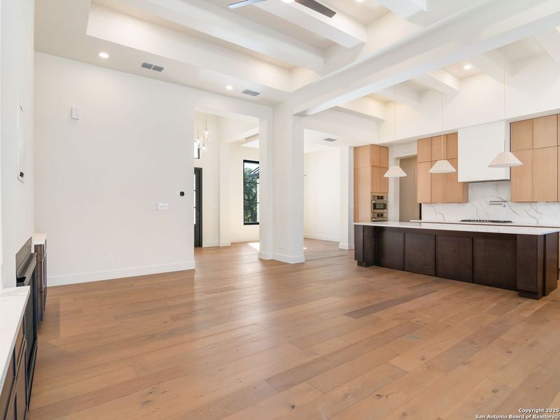 Spacious, unfurnished interior of a new home in , Boerne (Image 22).