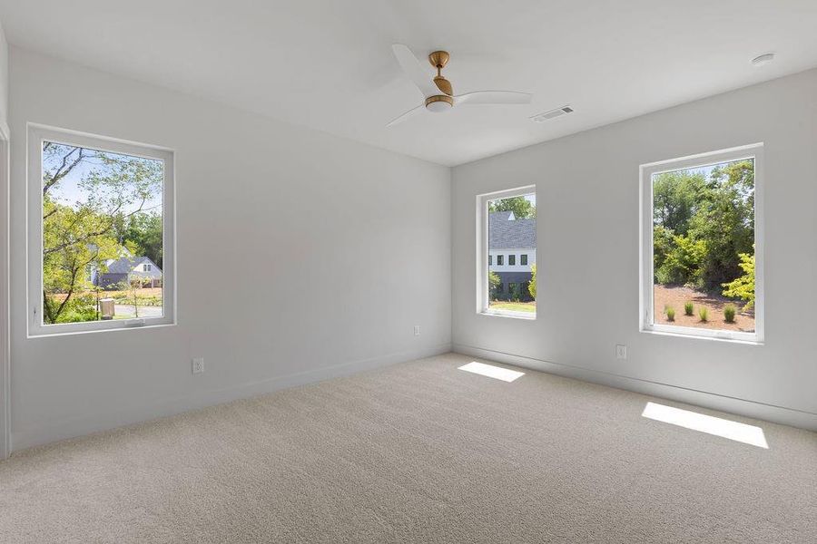 Spacious, unfurnished interior of a new home in Aster, Roswell (Image 73).