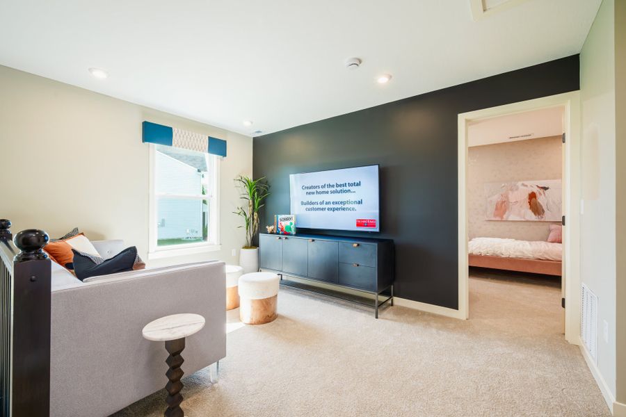Representative furnished interior of a home built from the Wesley by Fischer Homes in Sage Woods, Dallas (Image 38).
