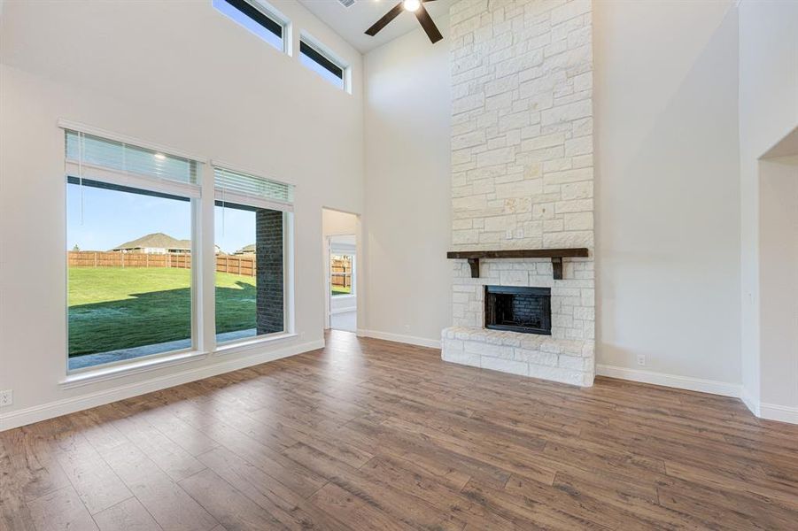 Spacious, unfurnished interior of a new home in Coyote Crossing, Godley (Image 20).