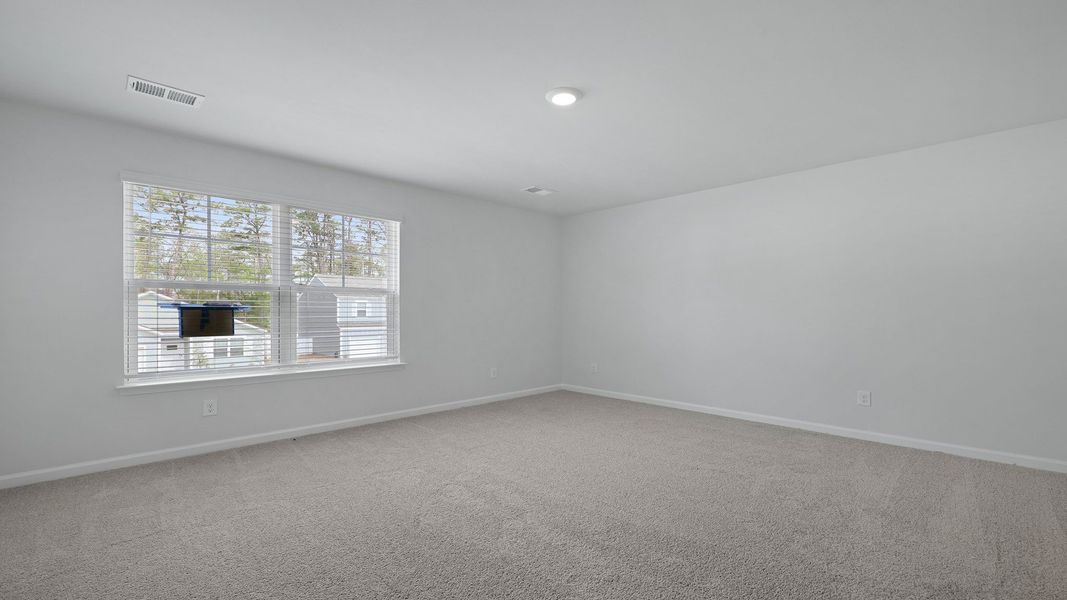 Spacious, unfurnished interior of a new home in Hunter's Branch, Hopkins (Image 26).