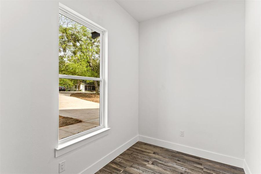 Spacious, unfurnished interior of a new home in , Dallas (Image 14).