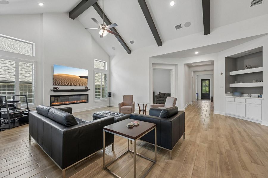 Furnished interior view inside a new home in The Woodlands Hills, Willis (Image 32).