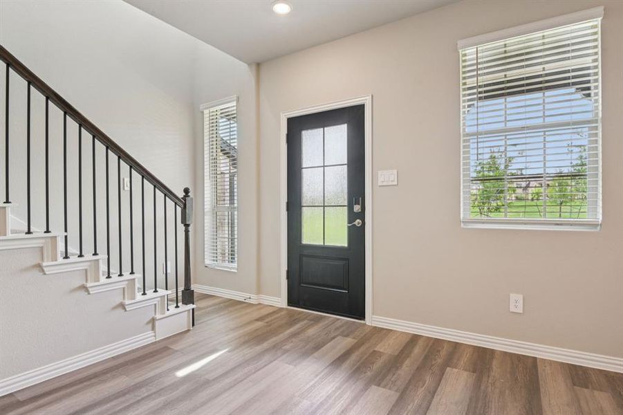 Spacious, unfurnished interior of a new home in Ashford Park - Cottage Series, Corinth (Image 19).