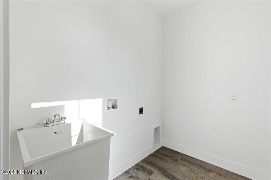 Spacious, unfurnished interior of a new home in , Palm Coast (Image 40). Spacious, unfurnished interior of a new home in , Palm Coast (Image 40).