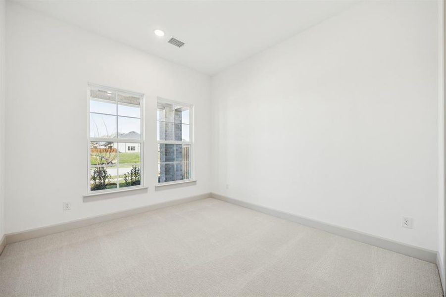 You'll find nicely sized secondary bedrooms in our Versailles III plan. You'll find nicely sized secondary bedrooms in our Versailles III plan.