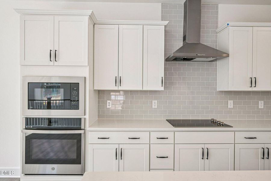 20-web-or-mls-Dunzo Dr-S1203-020