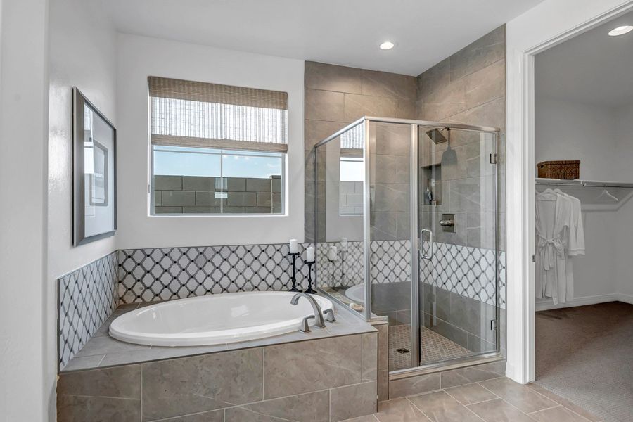 Furnished interior view inside a new home in Mesquite at North Creek, Queen Creek (Image 41). Furnished interior view inside a new home in Mesquite at North Creek, Queen Creek (Image 41).