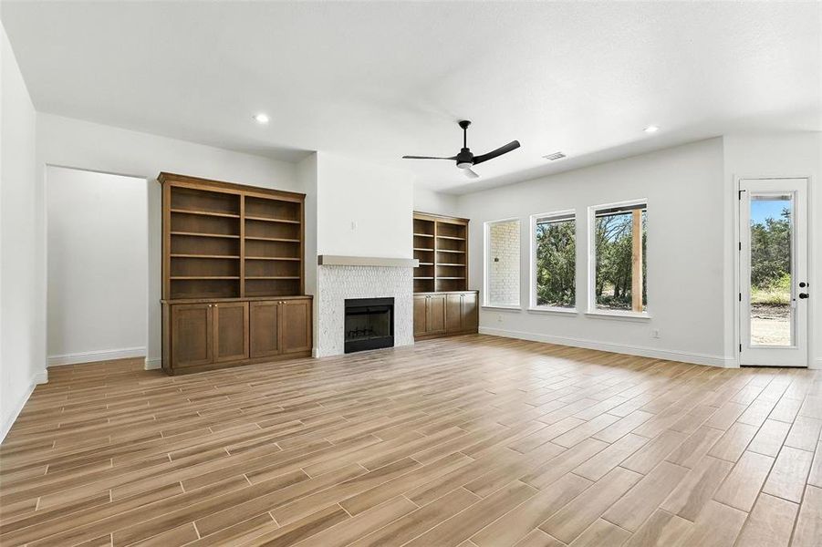 Spacious, unfurnished interior of a new home in , Weatherford (Image 35). Spacious, unfurnished interior of a new home in , Weatherford (Image 35).