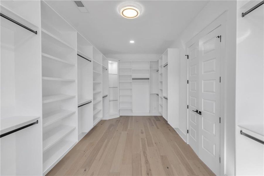 Spacious, unfurnished interior of a new home in , Lawrenceville (Image 20). Spacious, unfurnished interior of a new home in , Lawrenceville (Image 20).