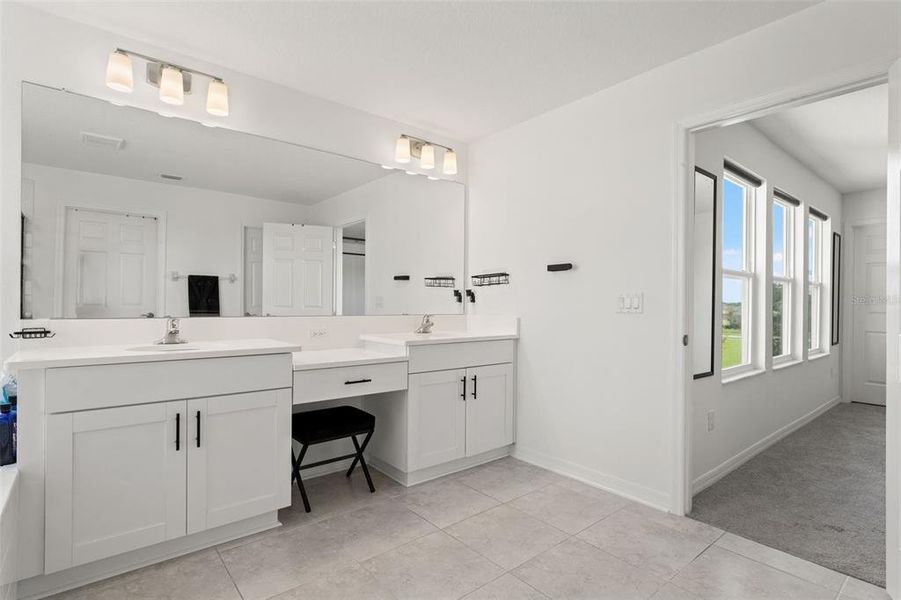 Furnished interior view inside a new home in , Wesley Chapel (Image 30).