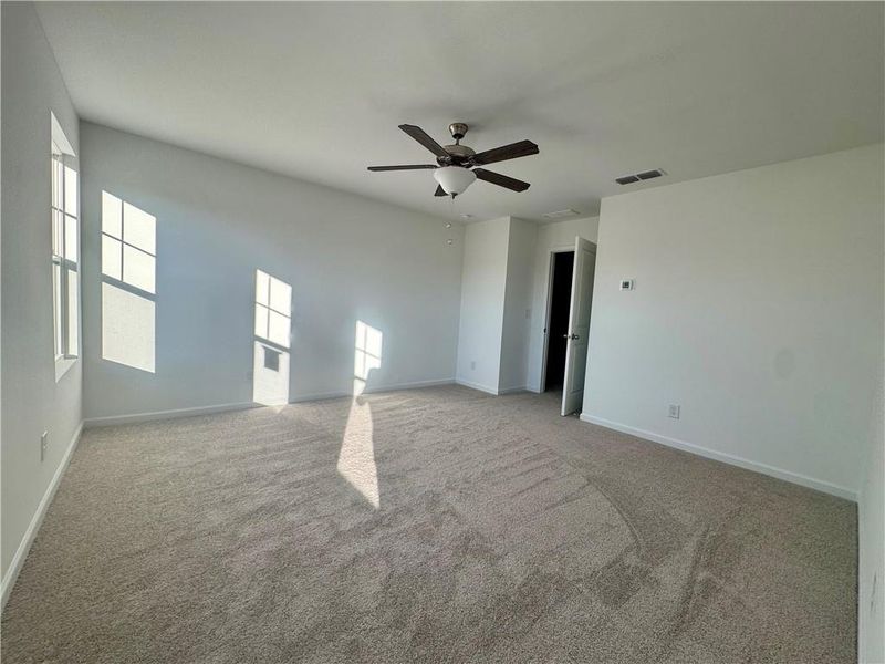 Spacious, unfurnished interior of a new home in Eastlyn Crossing, Flowery Branch (Image 19). Spacious, unfurnished interior of a new home in Eastlyn Crossing, Flowery Branch (Image 19).
