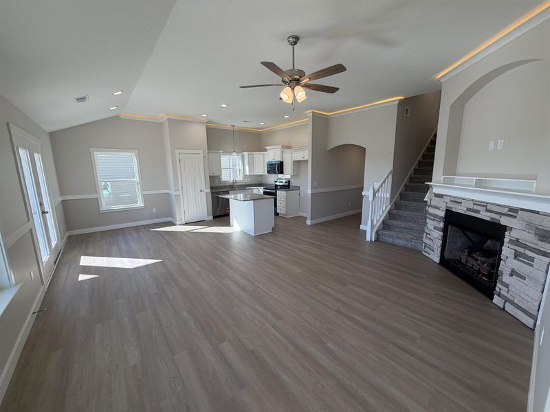 Spacious, unfurnished interior of a new home in Cleveland Meadows, Spartanburg (Image 7).
