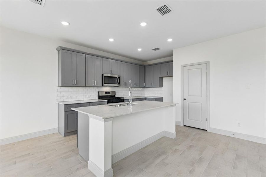 Furnished interior view inside a new home in Bellagio, Forney (Image 8).