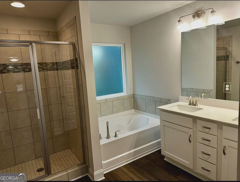 Furnished interior view inside a new home in Canterbury Villas, Carrollton (Image 7). Furnished interior view inside a new home in Canterbury Villas, Carrollton (Image 7).