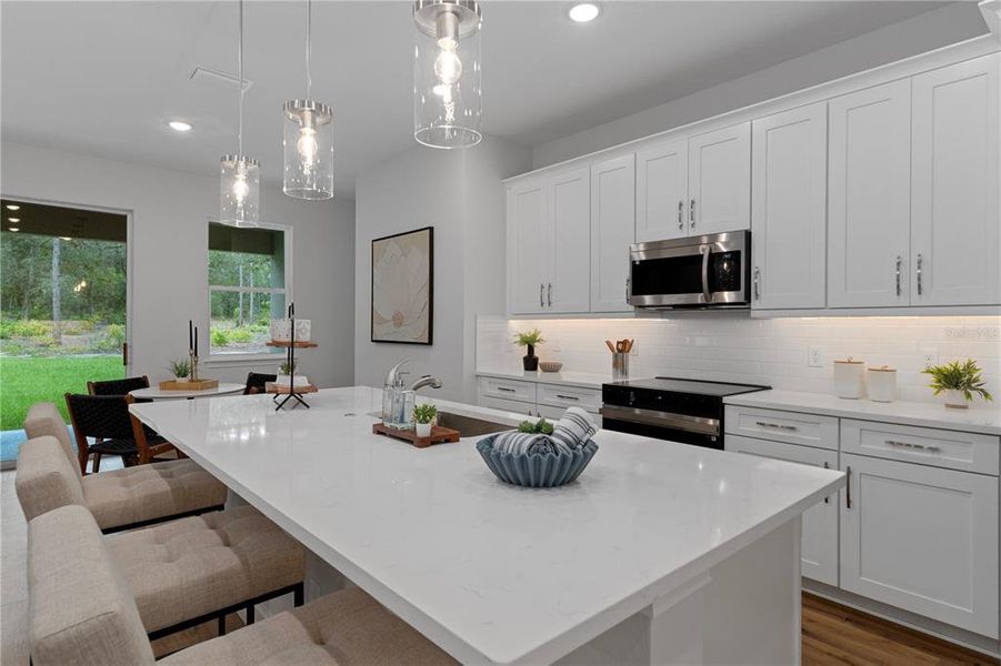Furnished interior view inside a new home in Pine Ridge Estates, Beverly Hills (Image 35).