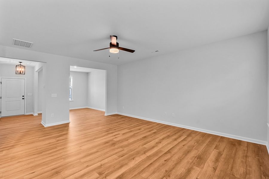 Spacious, unfurnished interior of a new home in Watkins Landing, Kernersville (Image 28).