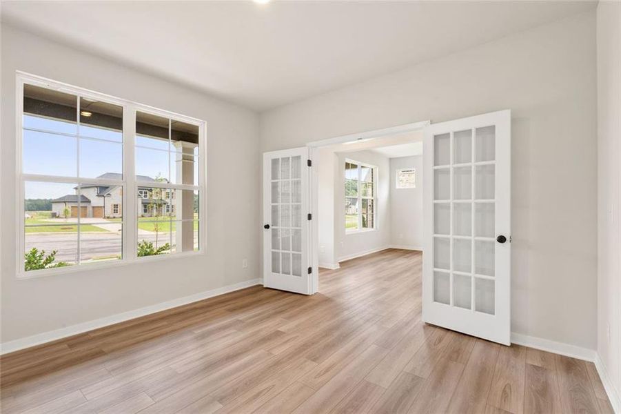 Spacious, unfurnished interior of a new home in Windsong Estates, McDonough (Image 25). Spacious, unfurnished interior of a new home in Windsong Estates, McDonough (Image 25).