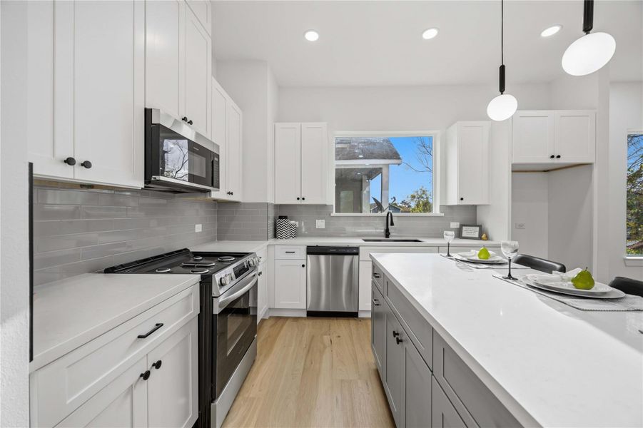 Furnished interior view inside a new home in , Houston (Image 32).