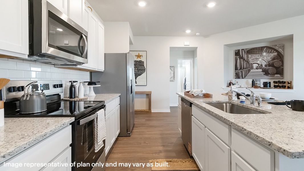 Furnished interior view inside a new home in Steele Creek, Cibolo (Image 15).