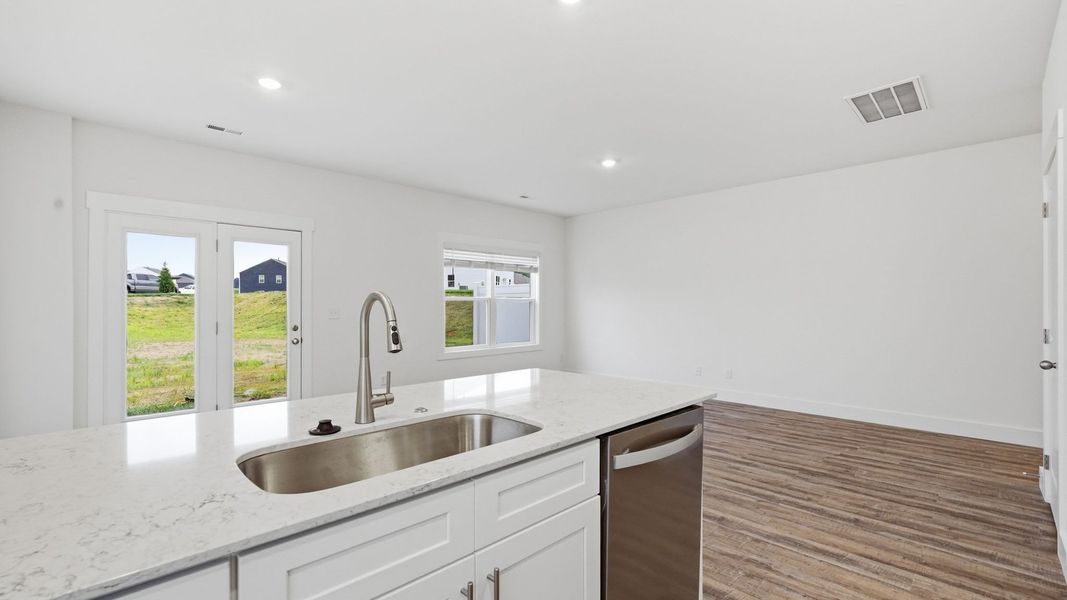Furnished interior view inside a new home in Fieldcrest Acres Townhomes, Blountville (Image 7).