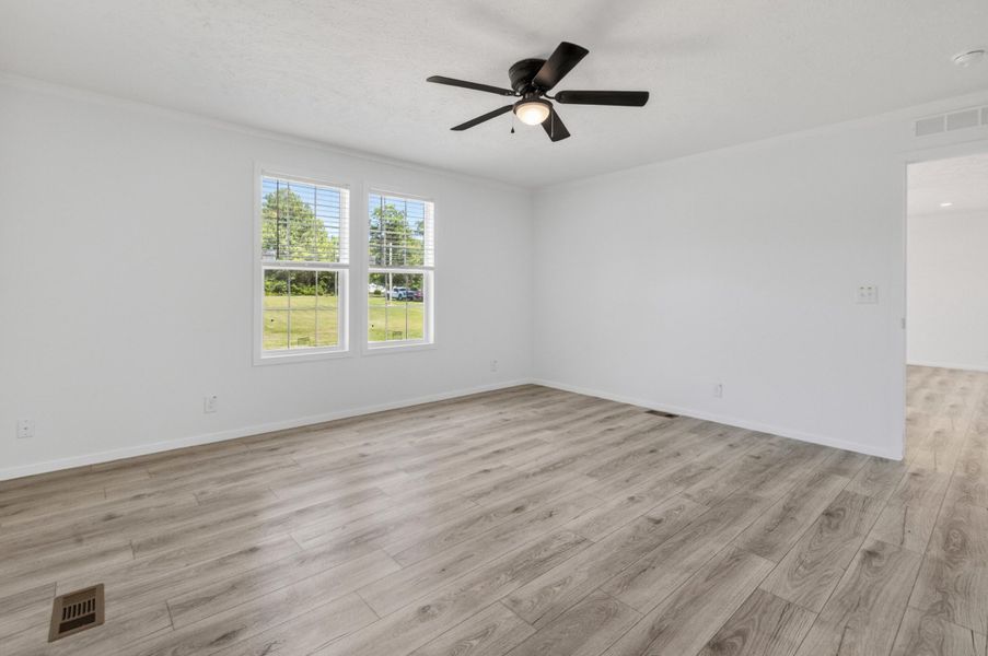 Spacious, unfurnished interior of a new home in , Cross (Image 31).
