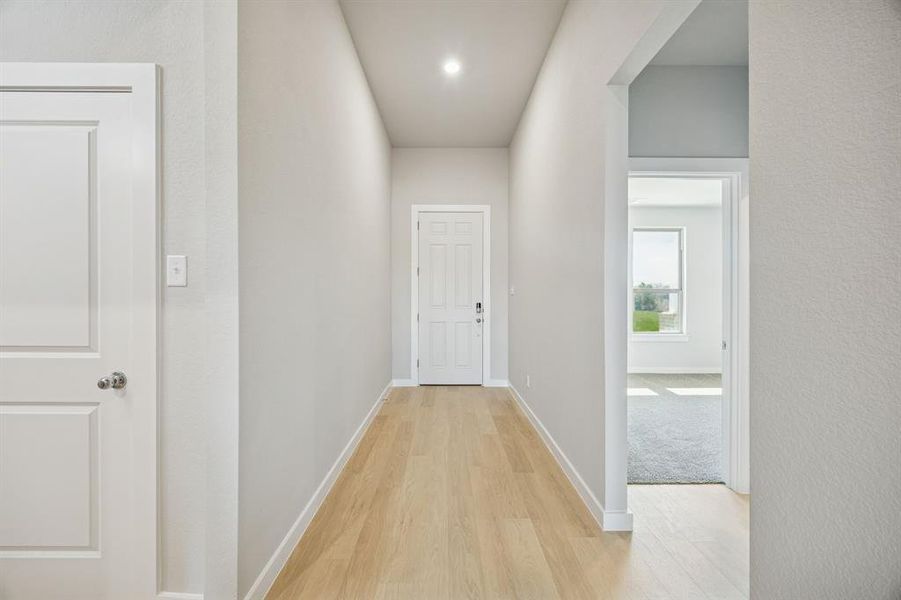 Spacious, unfurnished interior of a new home in Freeman Farms, Kaufman (Image 27). Spacious, unfurnished interior of a new home in Freeman Farms, Kaufman (Image 27).