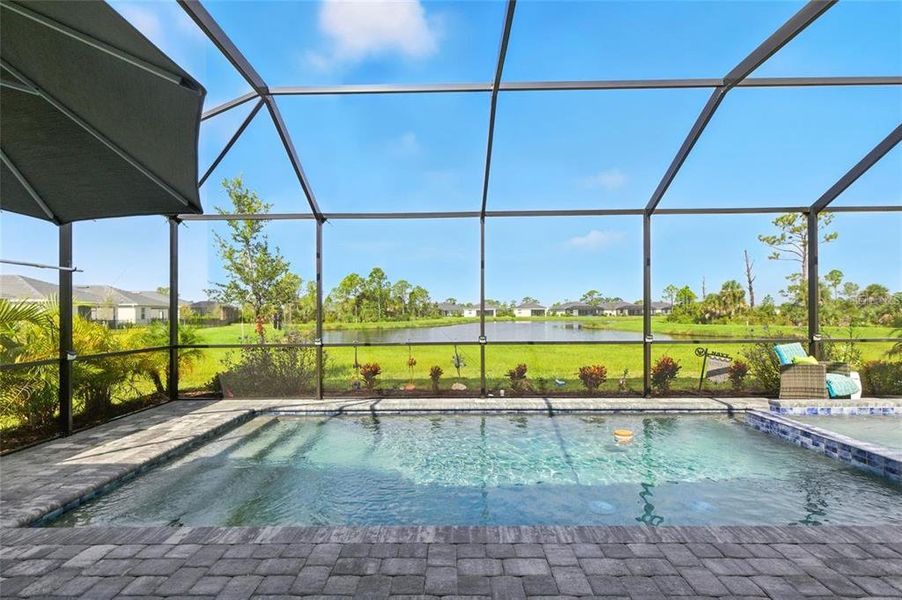 Exterior details and patio area of a home in , Venice (Image 23).