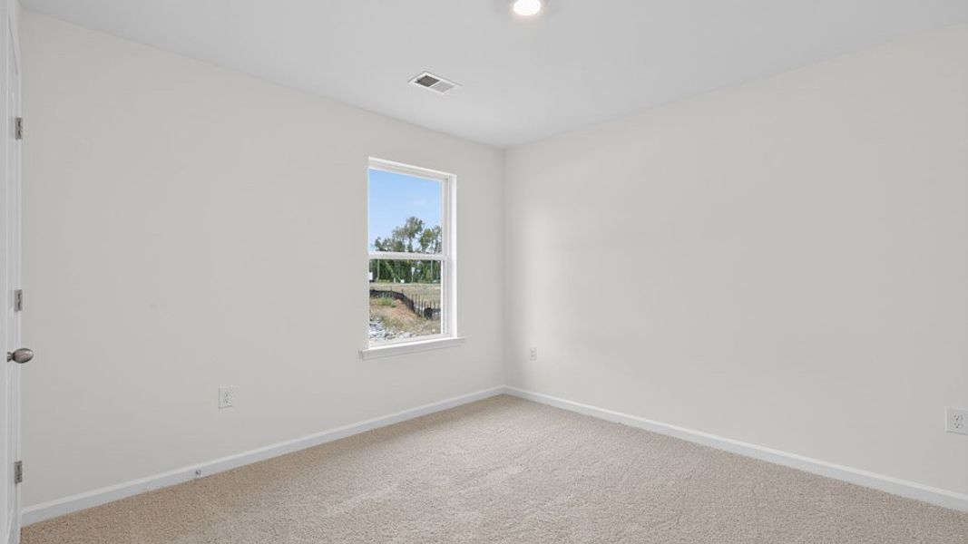 Spacious, unfurnished interior of a new home in Laurel Oaks, Sanford (Image 30). Spacious, unfurnished interior of a new home in Laurel Oaks, Sanford (Image 30).