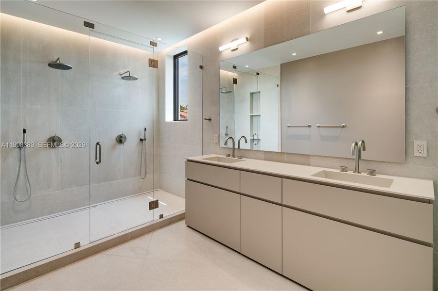 Furnished interior view inside a new home in , Key Biscayne (Image 8).